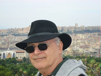 Escritor e Formatador Toninho Vendrawmni (Antonio Vendrasmini Neto)