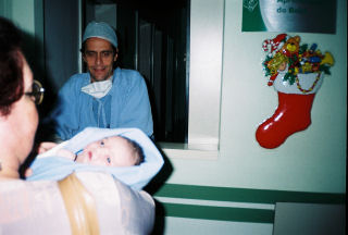 Dr. Amauri, no dia do nascimento da Mait, 12/12/2005